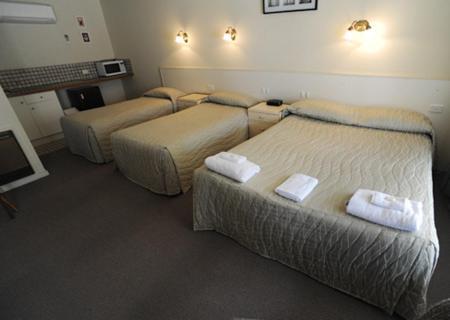 קורווה Motel Wingrove מראה חיצוני תמונה