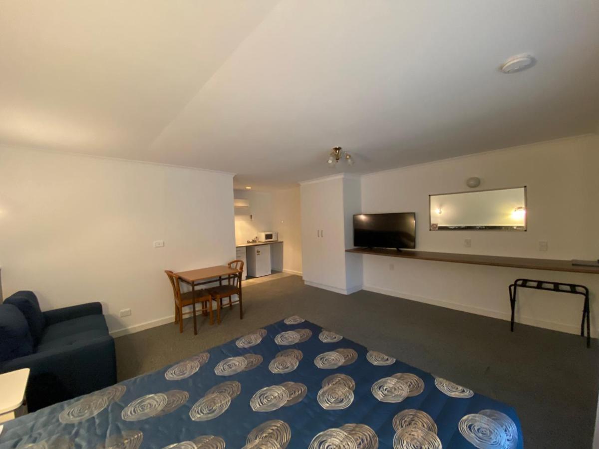 קורווה Motel Wingrove מראה חיצוני תמונה