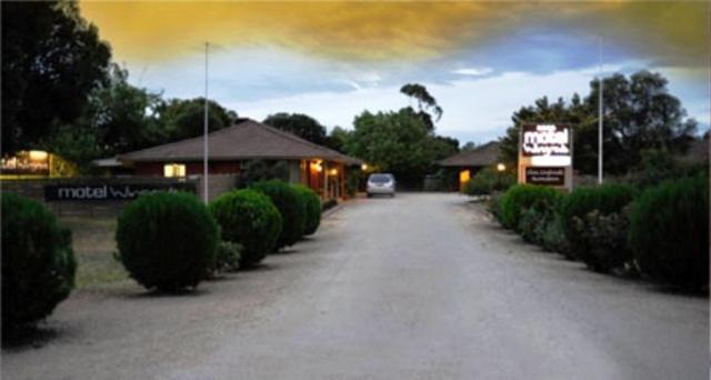 קורווה Motel Wingrove מראה חיצוני תמונה
